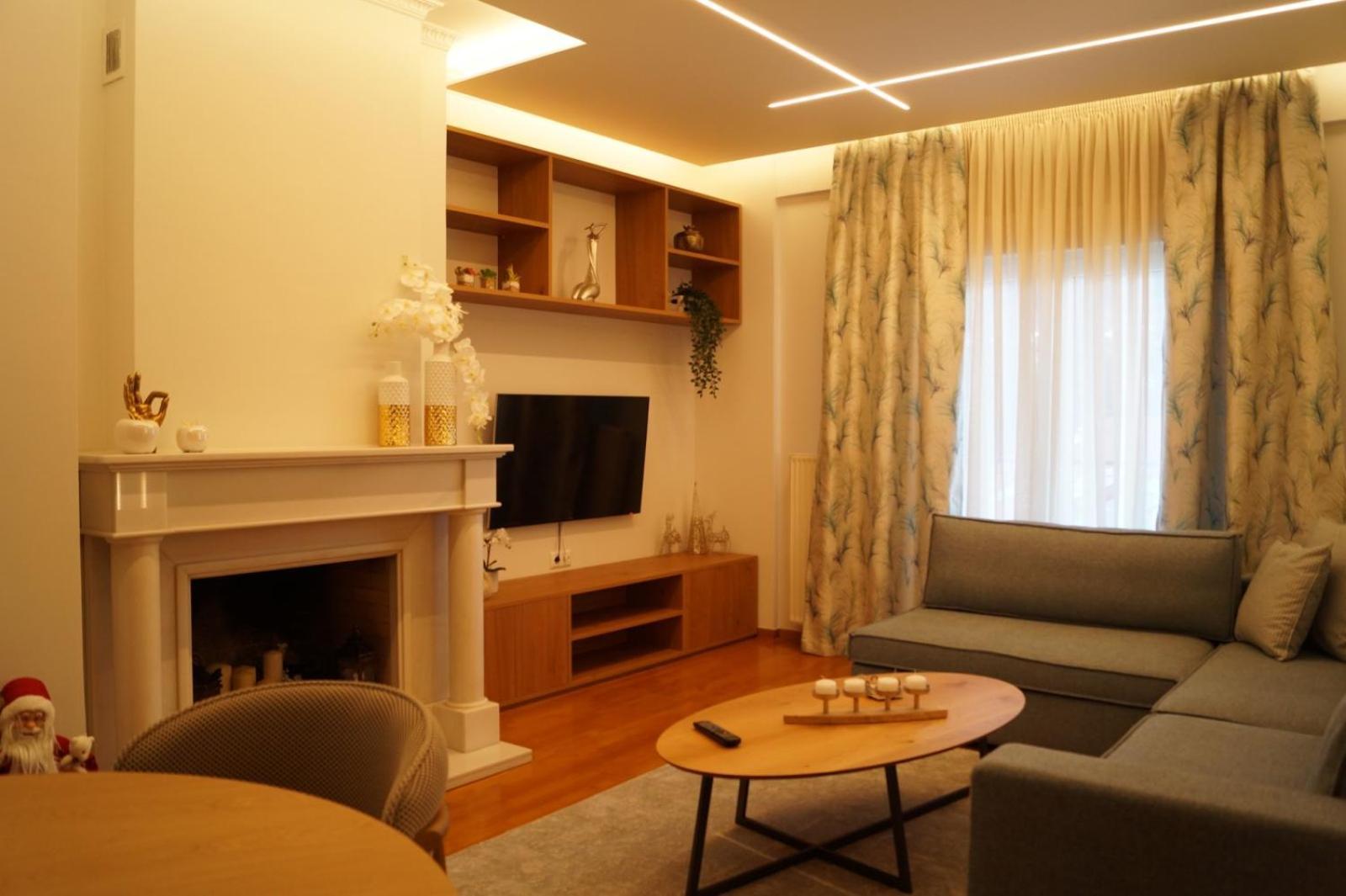 Daphne Luxury Apartment Kastoria Extérieur photo