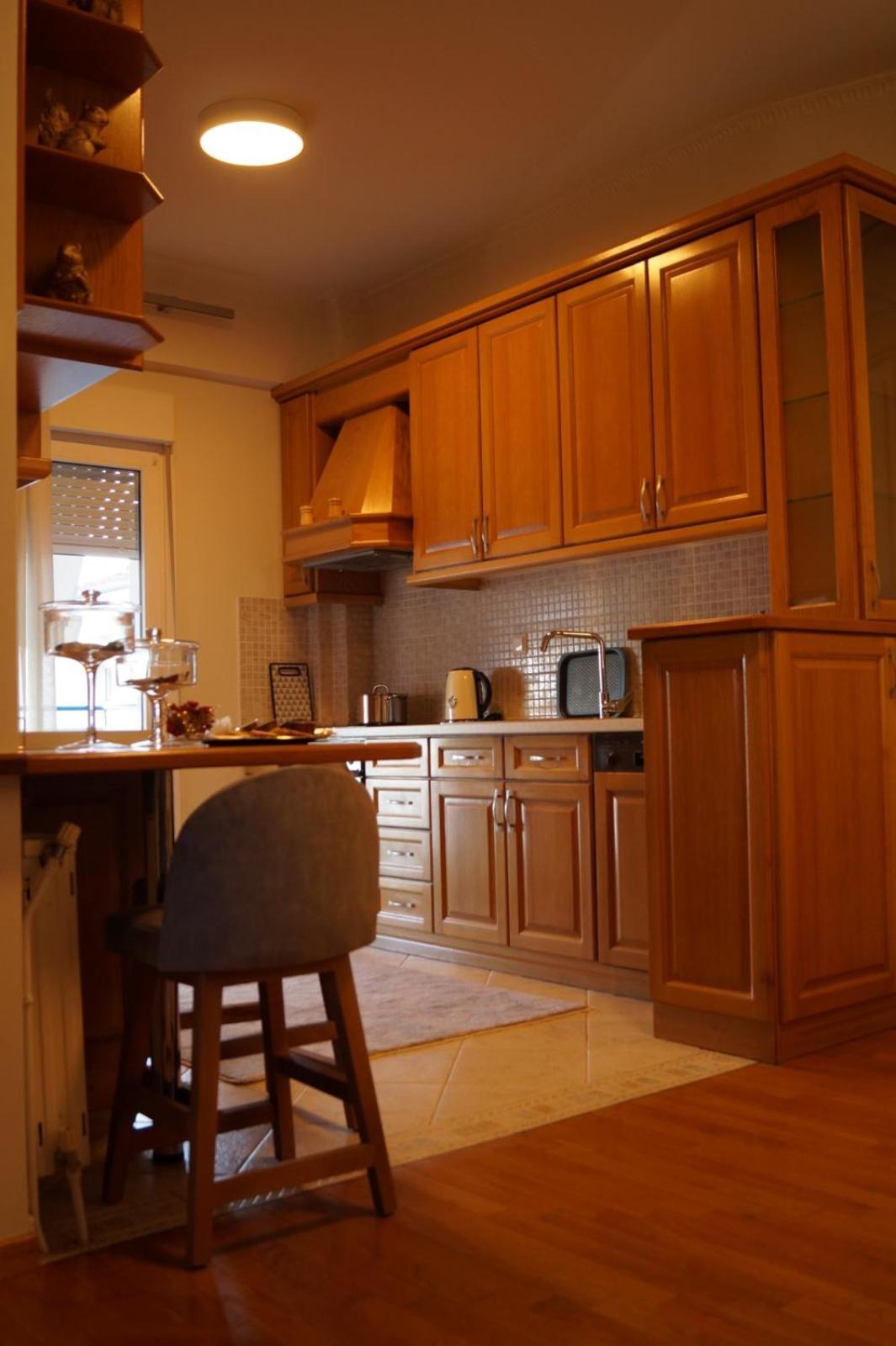 Daphne Luxury Apartment Kastoria Extérieur photo