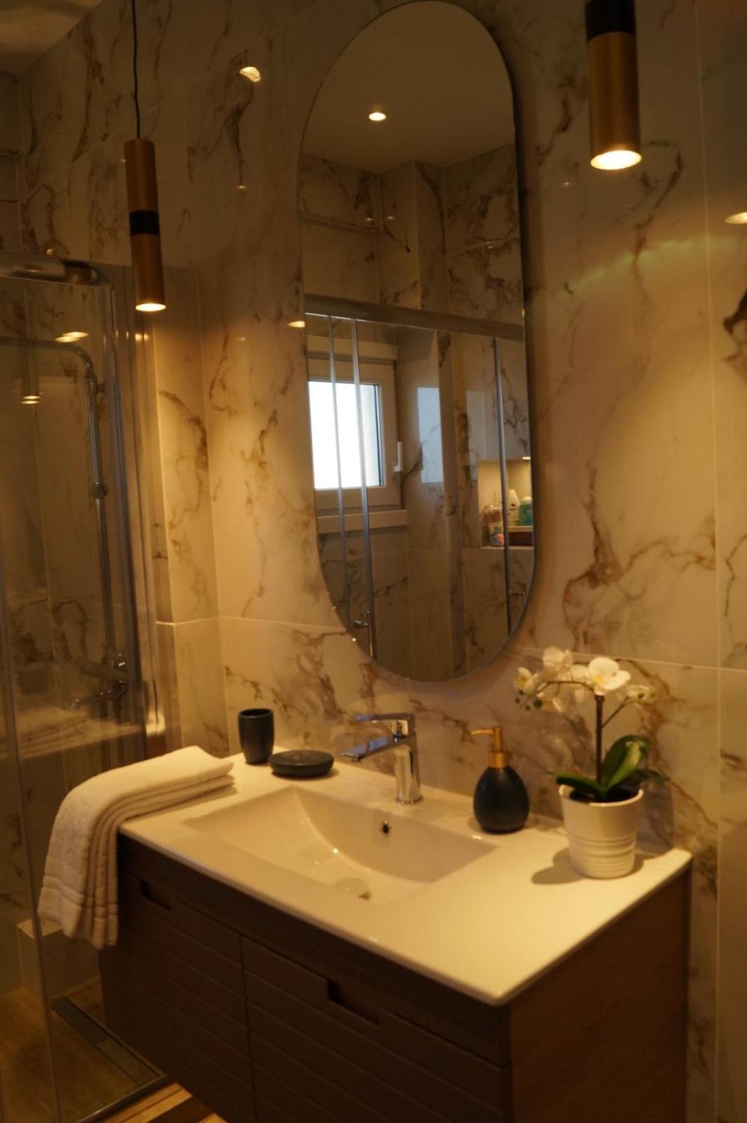 Daphne Luxury Apartment Kastoria Extérieur photo