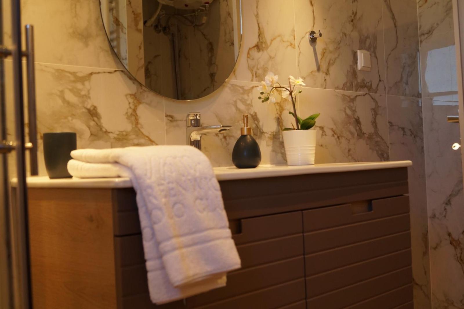 Daphne Luxury Apartment Kastoria Extérieur photo